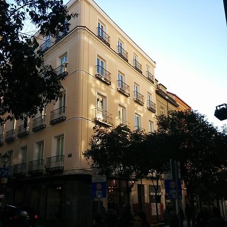 Nuria Hostal Madrid Eksteriør billede